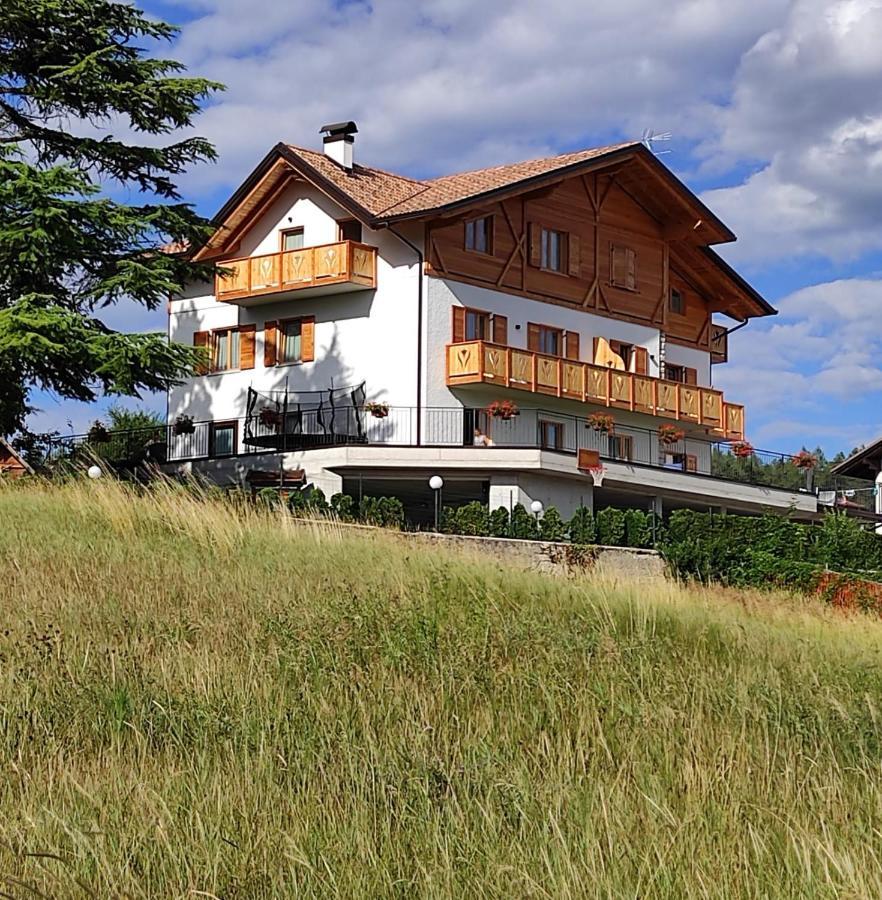 Agritur Rizzi Di Inama Ugo Villa Coredo Ngoại thất bức ảnh
