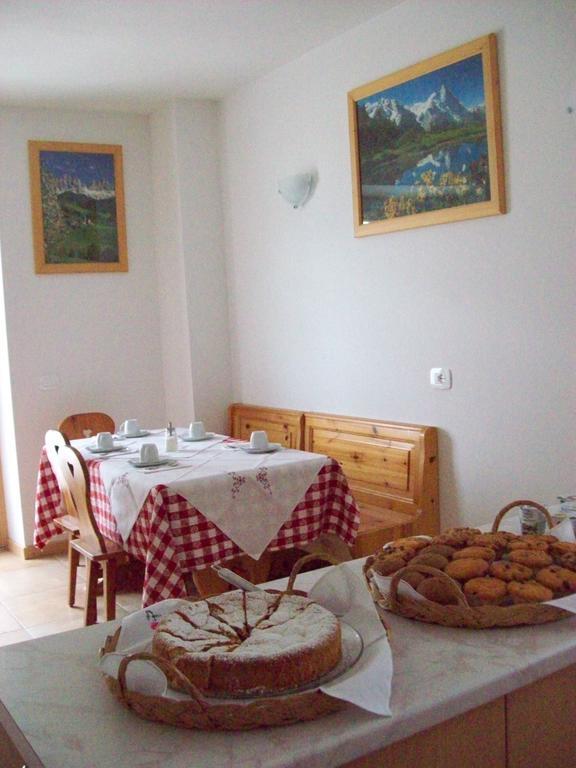 Agritur Rizzi Di Inama Ugo Villa Coredo Phòng bức ảnh